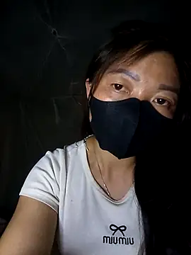 Bling-pusy online show from 04/30/26, 12:44