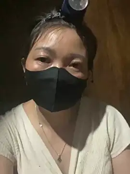 Bling-pusy online show from 05/03/26, 01:17