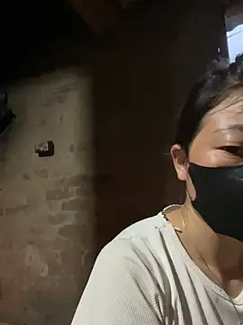 Bling-pusy online show from 05/07/26, 10:37