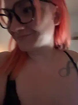 Fiebie licious  online show from 06/07/26, 12:59