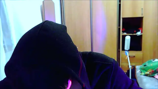 Snapshot of niksikor chatting on 03/08/26, 09:29 niksikor online show from 03/08/26, 09:29