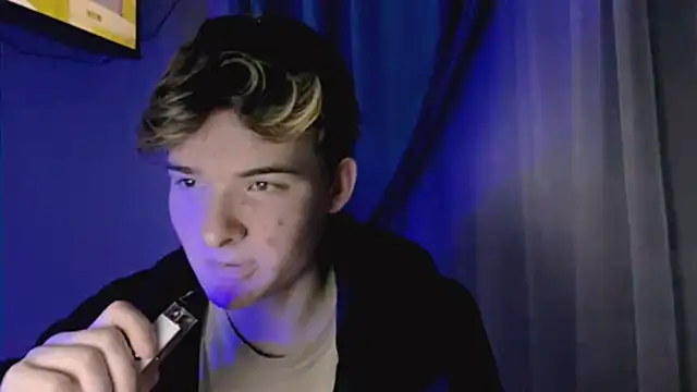 Snapshot of niksikor chatting on 03/09/26, 10:47 niksikor online show from 03/09/26, 10:47