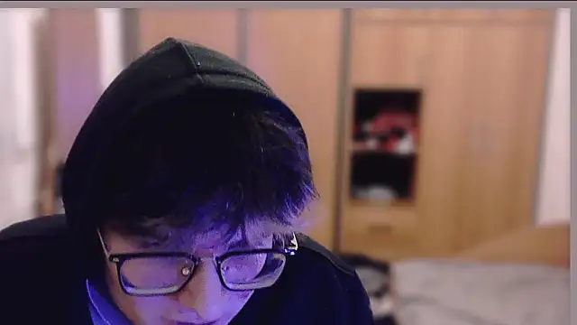 Snapshot of niksikor chatting on 03/11/26, 09:43 niksikor online show from 03/11/26, 09:43