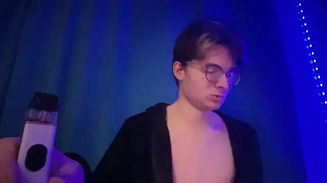 Snapshot of niksikor chatting on 03/22/26, 08:23 niksikor online show from 03/22/26, 08:23