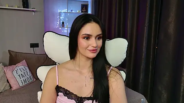 Snapshot of MilaaSweety chatting on 05/15/26, 08:16 MilaaSweety online show from 05/15/26, 08:16
