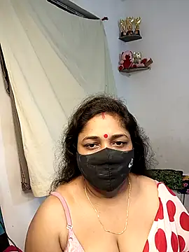 Snapshot of Tanvi_My_Girl chatting on 04/29/26, 02:43 Tanvi My Girl online show from 04/29/26, 02:43