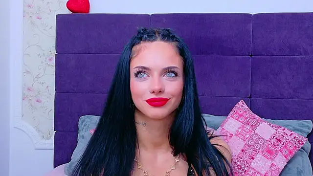 NataliaCroft online show from 05/05/26, 02:58