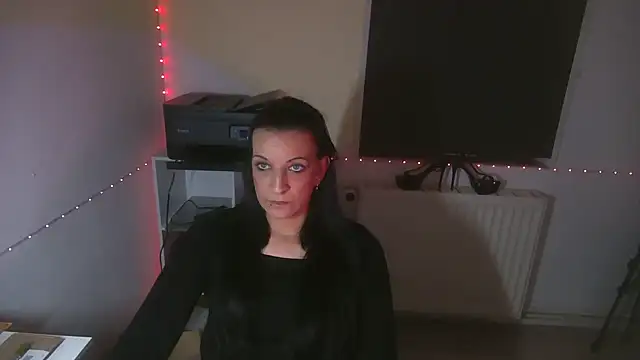 Snapshot of SpicyJenny chatting on 03/17/26, 08:01 SpicyJenny online show from 03/17/26, 08:01