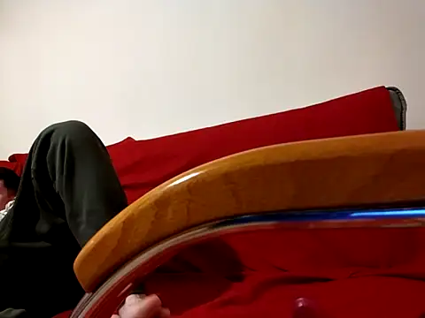 Snapshot of biszexboy97 chatting on 03/16/26, 08:46 biszexboy97 online show from 03/16/26, 08:46