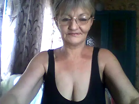 Snapshot of NikaGold455 chatting on 04/03/26, 09:18 NikaGold455 online show from 04/03/26, 09:18