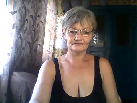 Snapshot of NikaGold455 chatting on 04/04/26, 08:56 NikaGold455 online show from 04/04/26, 08:56