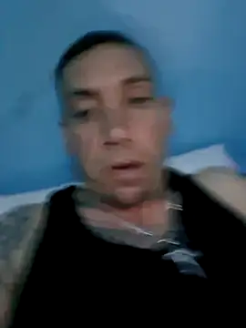 Brandon23xxxgb online show from 04/29/26, 03:32