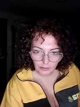 Snapshot of gloww877 chatting on 03/23/26, 11:20 gloww877 online show from 03/23/26, 11:20