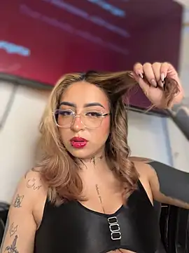CarolQueen1  online show from 06/27/26, 12:22