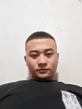 Snapshot of xiaocui06 chatting on 03/10/26, 12:21 xiaocui06 online show from 03/10/26, 12:21