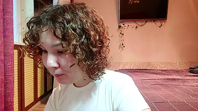 OlivaArashiro online show from 03/11/26, 09:32