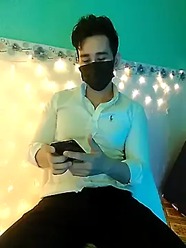 Snapshot of gymboy900 chatting on 03/16/26, 07:12 gymboy900 online show from 03/16/26, 07:12