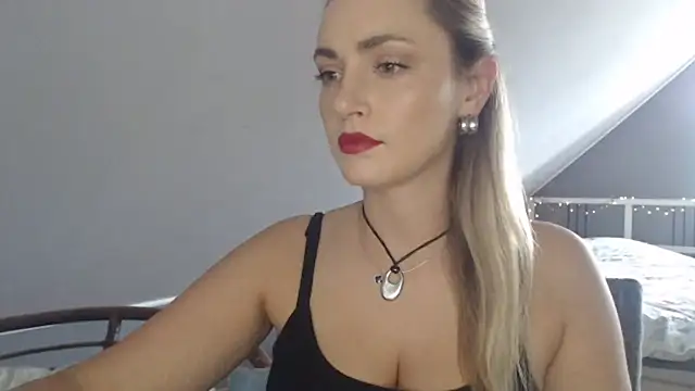 ScarlettSensitive online show from 06/19/26, 02:21