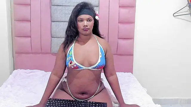 AdaraSmith1 online show from 04/06/26, 03:35