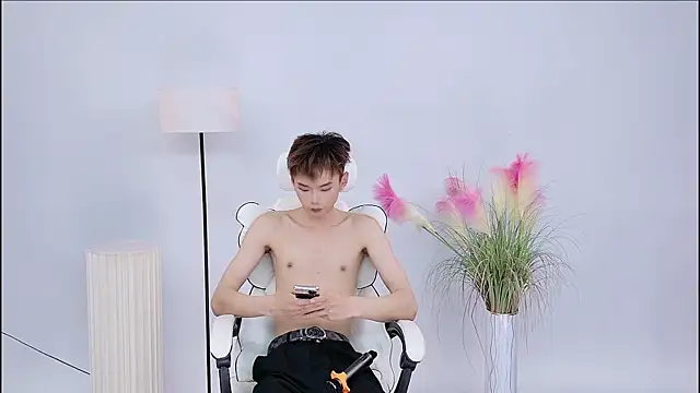 Snapshot of JH-jiangxun chatting on 03/25/26, 06:03 JH-jiangxun online show from 03/25/26, 06:03