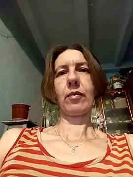 Snapshot of Tania9876 chatting on 04/07/26, 06:41 Tania9876 online show from 04/07/26, 06:41