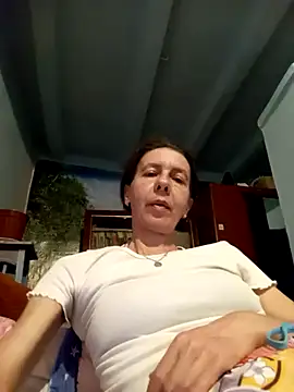 Snapshot of Tania9876 chatting on 04/13/26, 07:30 Tania9876 online show from 04/13/26, 07:30