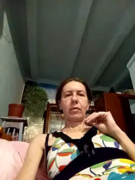 Snapshot of Tania9876 chatting on 04/18/26, 07:07 Tania9876 online show from 04/18/26, 07:07