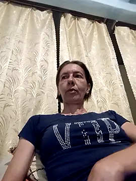 Tania9876 online show from 06/11/26, 07:01