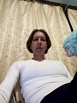 Tania9876 online show from 06/16/26, 07:05