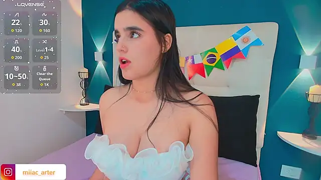 Snapshot of MiaaCarter_ chatting on 07/11/26, 11:57 MiaaCarter online show from 07/11/26, 11:57