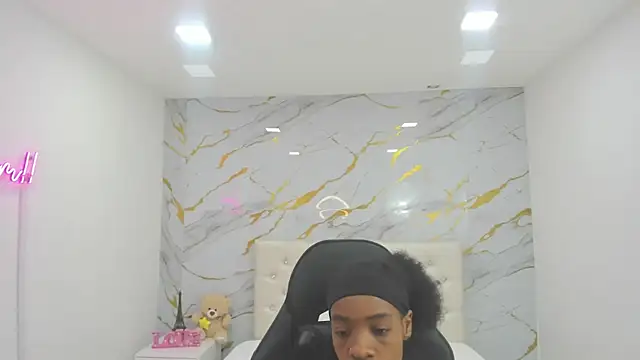 Snapshot of Sofia_echeverri chatting on 05/16/26, 12:04 Sofia echeverri online show from 05/16/26, 12:04