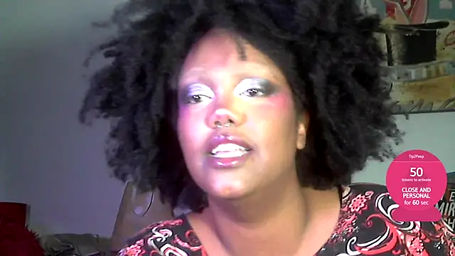 Snapshot of juicy_janet chatting on 03/26/26, 04:56 juicy janet online show from 03/26/26, 04:56