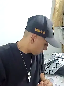 Snapshot of TAILONGT29 chatting on 03/23/26, 02:26 TAILONGT29 online show from 03/23/26, 02:26