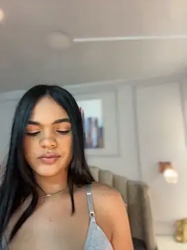 Bella-Ferrer online show from 04/30/26, 06:14