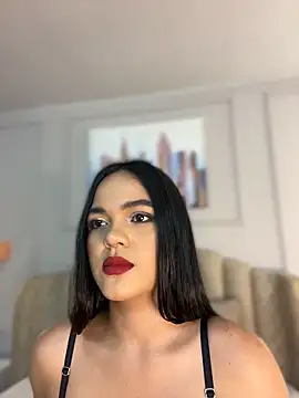 Bella-Ferrer online show from 05/06/26, 06:57