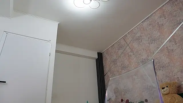 IceBlueBabe online show from 05/12/26, 07:00
