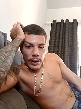 Snapshot of roludo00177 chatting on 03/15/26, 02:34 roludo00177 online show from 03/15/26, 02:34