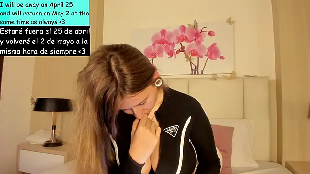 Snapshot of AmberVegaa chatting on 04/18/26, 07:18 AmberVegaa online show from 04/18/26, 07:18