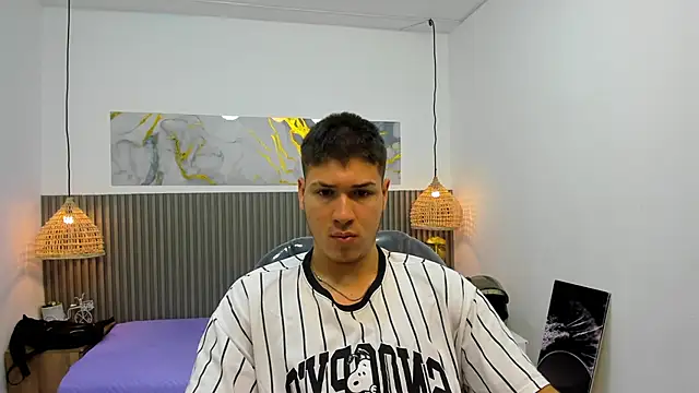 AlessandroFranco online show from 06/27/26, 01:50