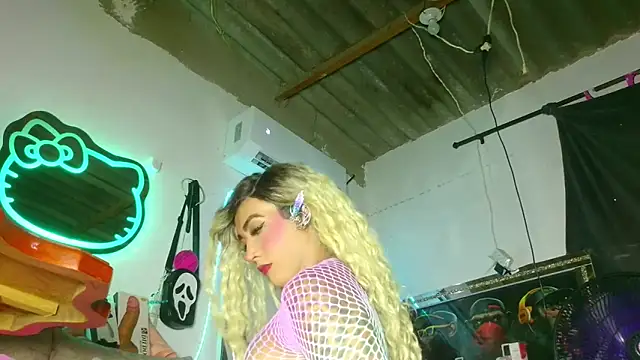 candy aass online show from 05/14/26, 08:37