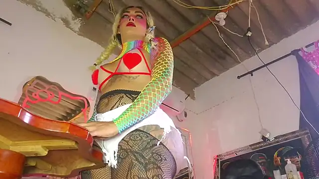 candy aass online show from 05/20/26, 09:10