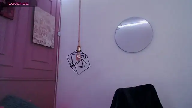 zoe  baker online show from 05/11/26, 02:45