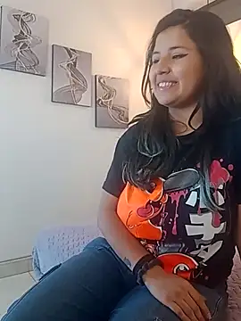 Liily Foxxy online show from 05/25/26, 12:00