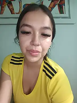 Kitty Loveee online show from 06/27/26, 09:09