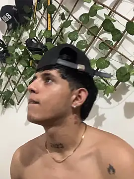 Snapshot of Dark_devil_7777 chatting on 03/20/26, 08:57 Dark devil 7777 online show from 03/20/26, 08:57