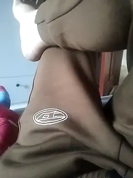 Snapshot of Amanda__ena- chatting on 03/18/26, 06:05 Amanda ena- online show from 03/18/26, 06:05