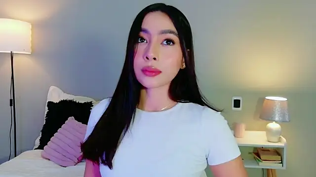 Snapshot of zara-mur chatting on 03/25/26, 06:03 zara-mur online show from 03/25/26, 06:03