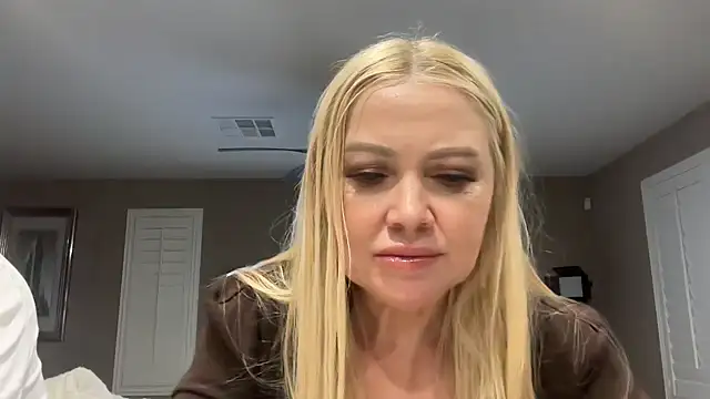 Naughty Ken Barbie-69 online show from 05/02/26, 08:30