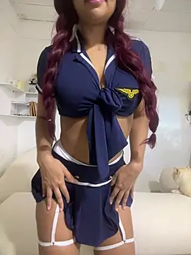 Snapshot of sarmidai chatting on 03/11/26, 10:16 sarmidai online show from 03/11/26, 10:16