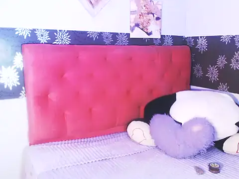 Snapshot of brunne_eva chatting on 06/21/26, 04:59 brunne eva online show from 06/21/26, 04:59